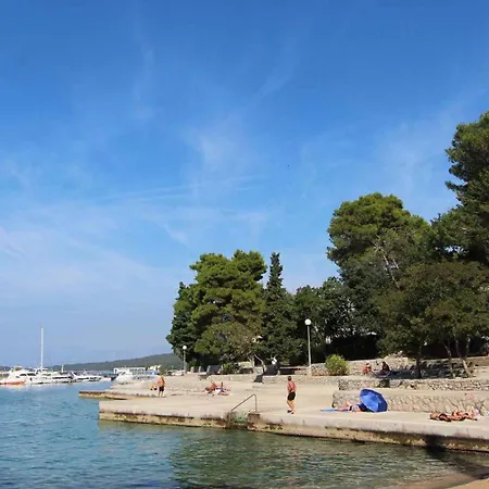 Two-bedroom Near Sea *